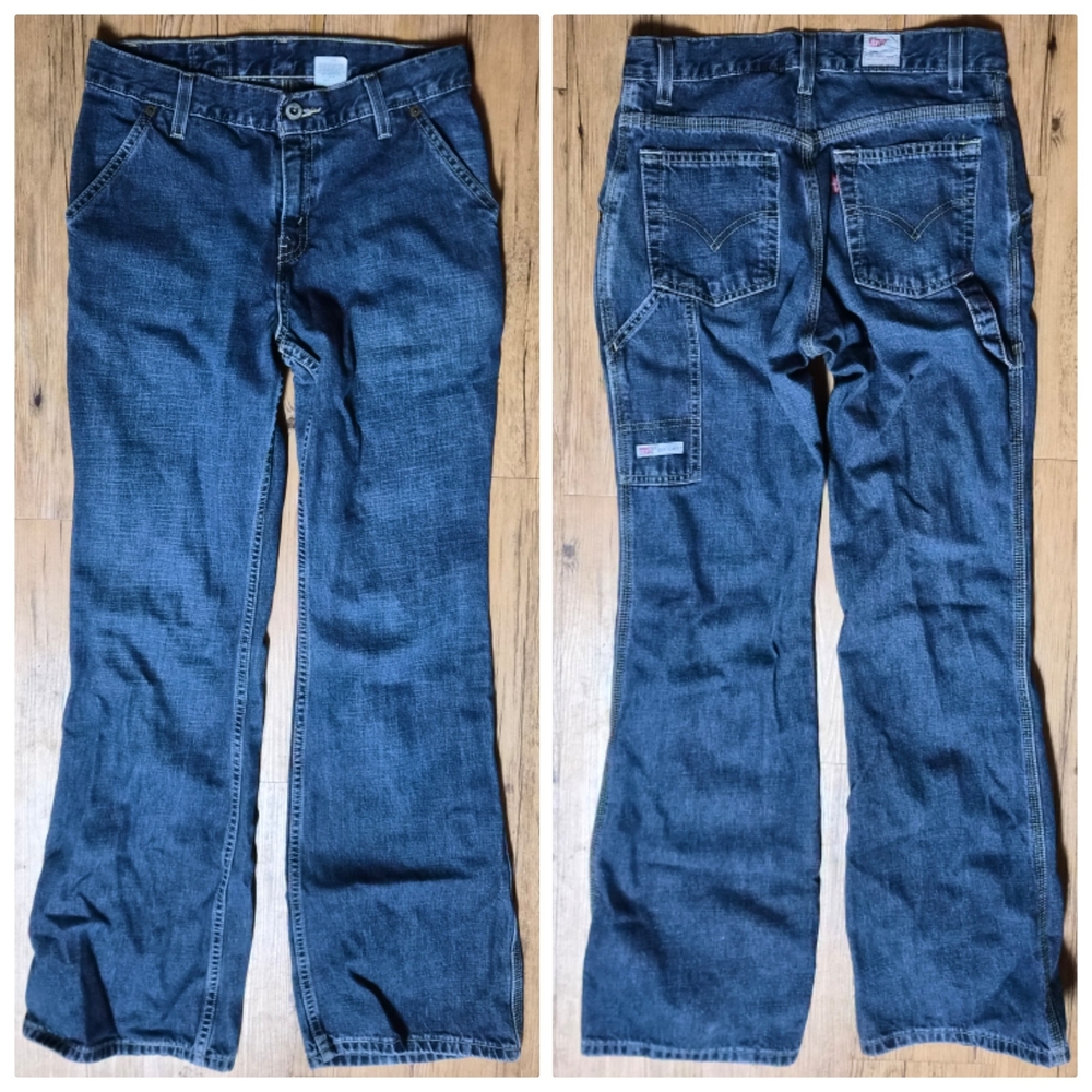 Levi's Women's Boot Cut Jeans in Dark Blue